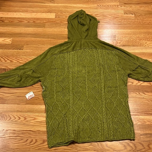 NWT Free People Movement Powder Bunny Sweater Medium or Large - Picture 14 of 17